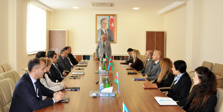 Pirallahı Rayon İcra Hakimiyyətində dövlət qulluqçuları üçün bilik və bacarıqların artırılması üzrə növbəti təlim keçirilmişdir