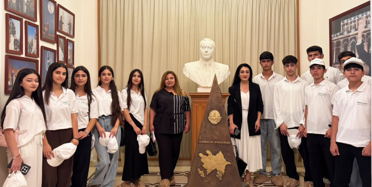 “01 Avqust – Azərbaycan Əlifbası və Azərbaycan Dili Günü" münasibətilə  bir sıra muzeylərə ziyarət təşkil olunub